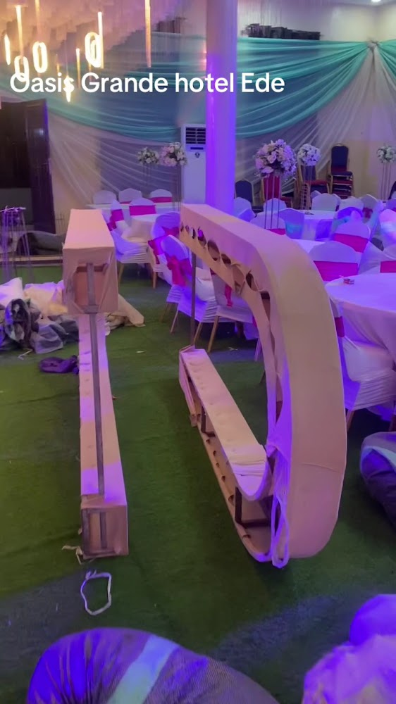 Oasis Grand Hotel and Event Hall photo 2